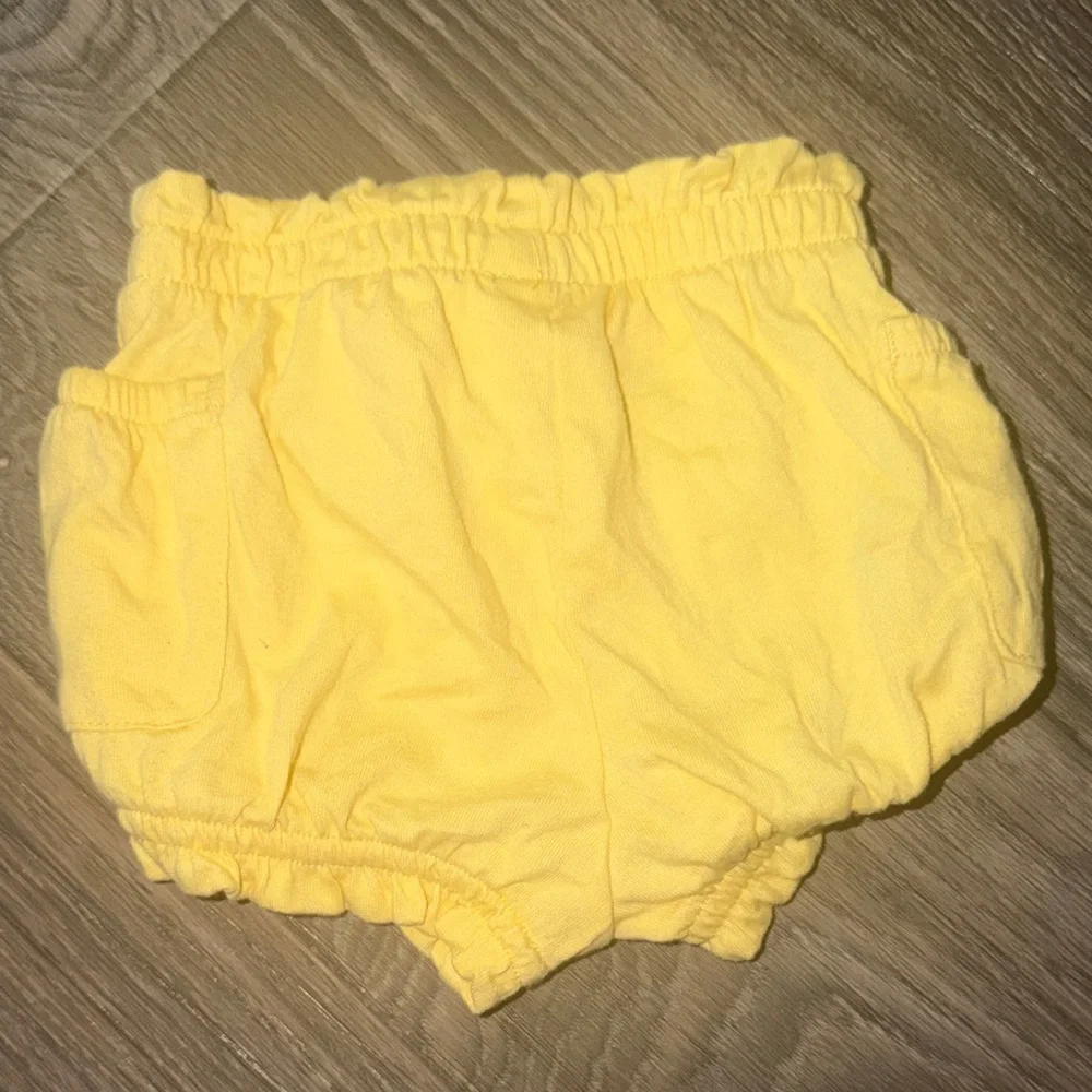 Yellow Bloomers
